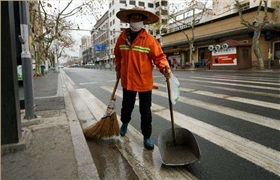 全封閉掃地車助力疫情期間環衛工防護