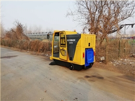 街道路面清掃成為農村環保清掃新助手