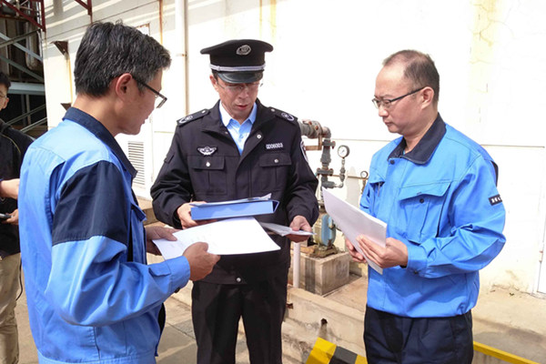 電動掃地車是企業衛生環境的好幫手