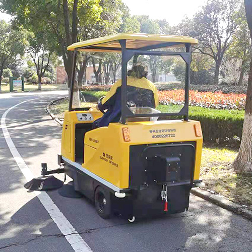 工業道路清掃車