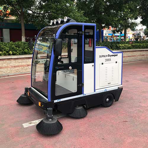 新能源掃地車