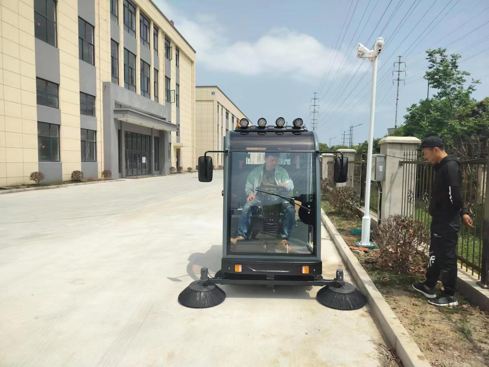 環保電動清掃車應用范圍廣, 操作簡單